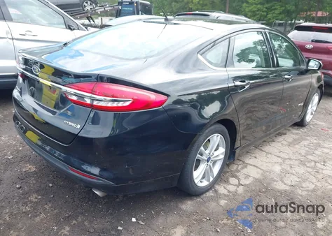 2018 Ford Fusion Hybrid S z USA, uszkodzony, nr VIN 3FA6P0UU6JR174441